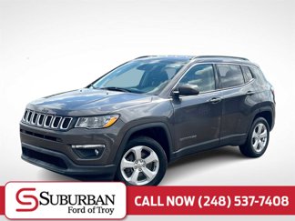 Used 2018 Jeep Compass Latitude image 1