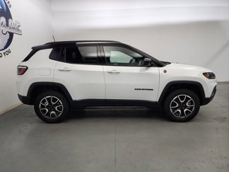New 2025 Jeep Compass Trailhawk w/ Trailhawk Convenience Group image 1
