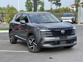 Used 2025 Nissan Kicks SV w/ Illumination Package image 1