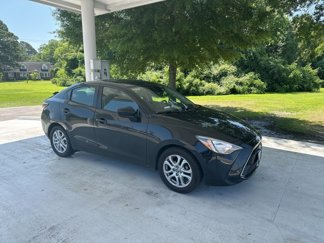 Used 2017 Toyota Yaris iA image 1