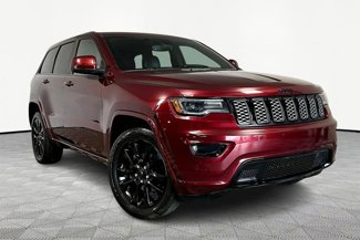 Used 2020 Jeep Grand Cherokee Altitude image 1