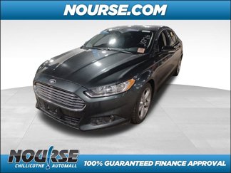 Used 2015 Ford Fusion SE image 1