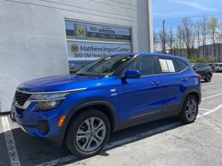 Certified 2022 Kia Seltos LX image 1