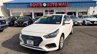 Used 2021 Hyundai Accent SE image 1