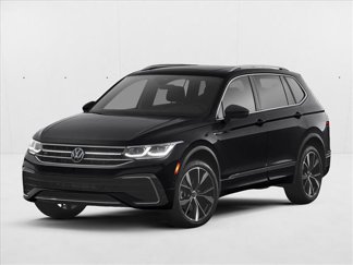 Used 2022 Volkswagen Tiguan SE image 1