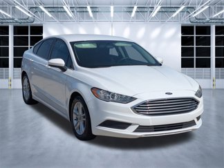 Used 2018 Ford Fusion SE image 1