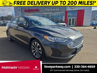 Used 2020 Ford Fusion SE image 1