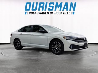 Used 2024 Volkswagen Jetta Sport image 1