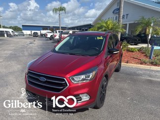 Used 2017 Ford Escape Titanium image 1