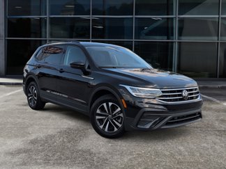 Used 2024 Volkswagen Tiguan S image 1