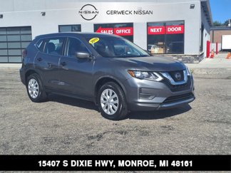 Used 2019 Nissan Rogue S image 1