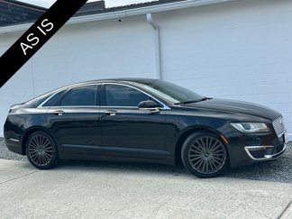 Used 2017 Lincoln MKZ Reserve image 1