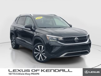 Used 2022 Volkswagen Taos SE w/ Panoramic Sunroof Package image 1