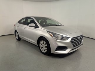 Used 2021 Hyundai Accent SE image 1