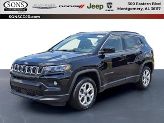 New 2025 Jeep Compass Latitude image 1