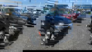 Used 2022 Chevrolet Equinox LT image 1
