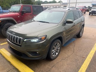 Used 2019 Jeep Cherokee Latitude Plus image 1