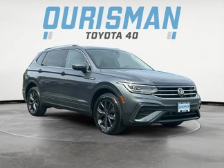 Used 2022 Volkswagen Tiguan SE image 1