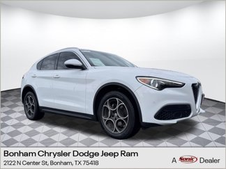 Used 2018 Alfa Romeo Stelvio Ti image 1