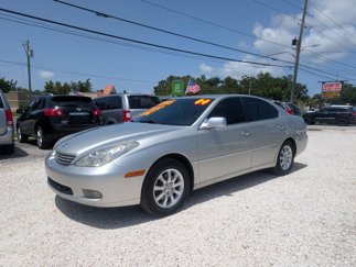 Used 2004 Lexus ES 330 image 1
