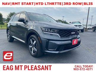 Used 2023 Kia Sorento S image 1