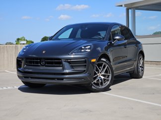 Certified 2024 Porsche Macan image 1