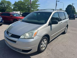 Used 2004 Toyota Sienna CE image 1