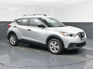 Used 2018 Nissan Kicks S w/ Exterior Package image 1