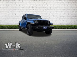 Used 2022 Jeep Gladiator Willys image 1