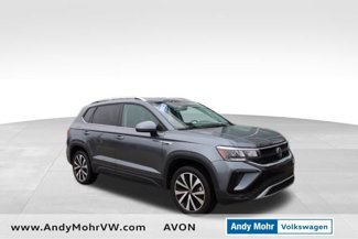Used 2023 Volkswagen Taos SE image 1