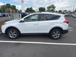 Used 2015 Toyota RAV4 XLE image 1