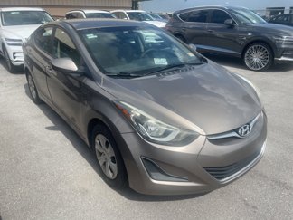 Used 2016 Hyundai Elantra SE image 1