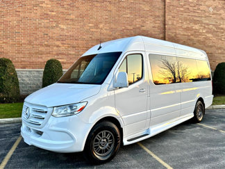 Used 2023 Mercedes-Benz Sprinter 2500 w/ Acoustic Package image 1