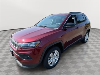Used 2022 Jeep Compass Latitude image 1