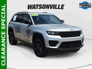 Used 2023 Jeep Grand Cherokee Altitude image 1