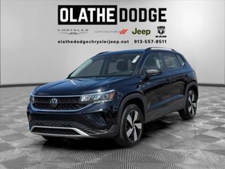 Used 2024 Volkswagen Taos S image 1
