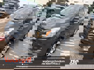 Used 2016 Ford Escape SE w/ Equipment Group 201A image 1