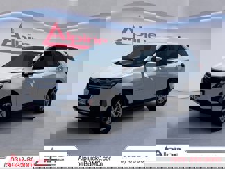 Used 2024 Chevrolet Equinox LT image 1