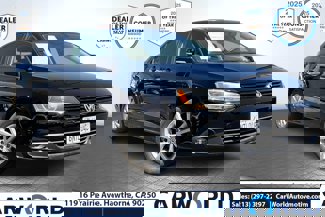 Used 2011 Volkswagen Jetta SE image 1