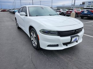 Used 2016 Dodge Charger SXT image 1
