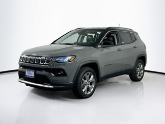 Used 2022 Jeep Compass Limited image 1