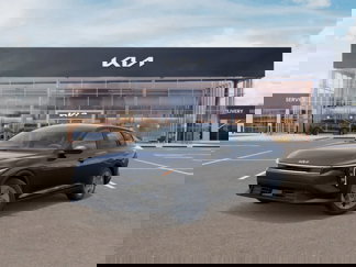 New 2025 Kia K4 LX image 1
