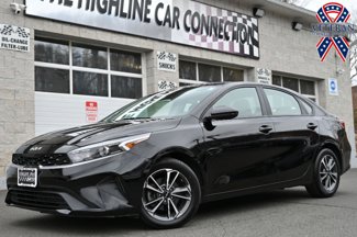 Used 2022 Kia Forte LXS image 1