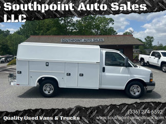 Used 2018 Chevrolet Express 3500 w/ Power Convenience Package image 1