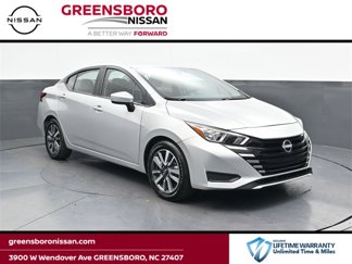 Used 2023 Nissan Versa SV image 1