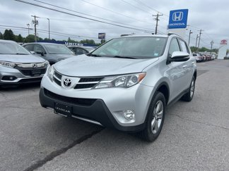 Used 2015 Toyota RAV4 XLE image 1