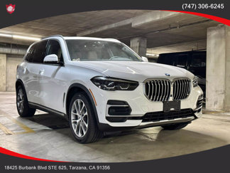 Used 2022 BMW X5 xDrive40i w/ Parking Assistance Package image 1