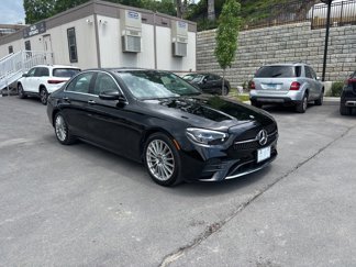 Used 2022 Mercedes-Benz E 350 4MATIC Sedan image 1