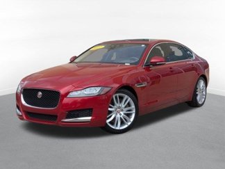 Used 2017 Jaguar XF Prestige image 1