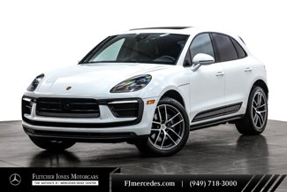 Used 2023 Porsche Macan image 1